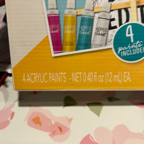 Anker Art Pretty Petals Printed Canvas Kit.  New In Box - Picture 3 of 5